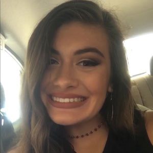 Meet your Posher, Ashlyn